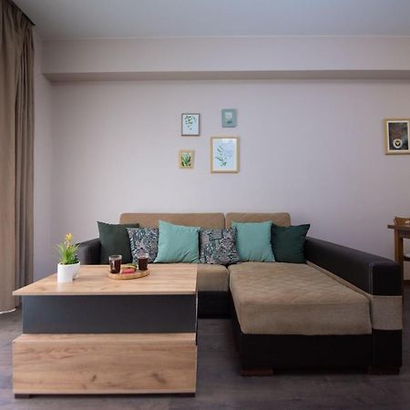 Gg Home - Cozy 1 Bedroom Apartment On Kazbegi Avenue 15 Тбілісі Екстер'єр фото