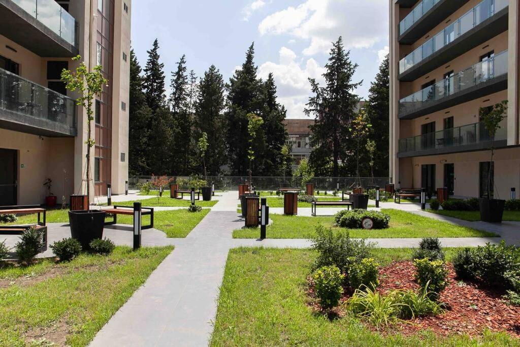Gg Home - Cozy 1 Bedroom Apartment On Kazbegi Avenue 15 Тбілісі Екстер'єр фото
