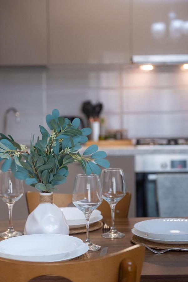 Gg Home - Cozy 1 Bedroom Apartment On Kazbegi Avenue 15 Тбілісі Екстер'єр фото